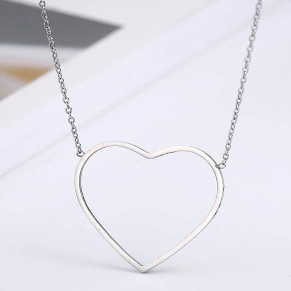 Stainless steel heart necklace